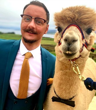 outdoor wedding scotland, Larch Green Alpacas, alpacas, funny celebrant, family celebrant